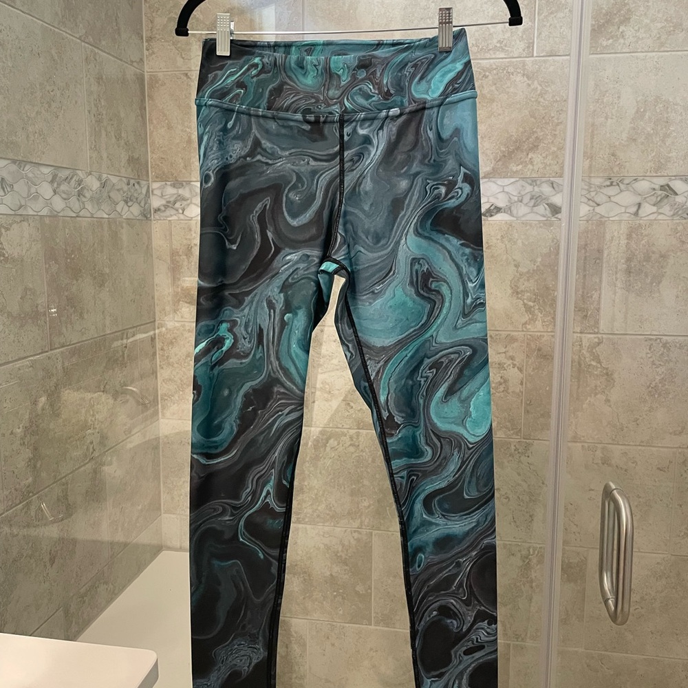 Teal and black leggings.